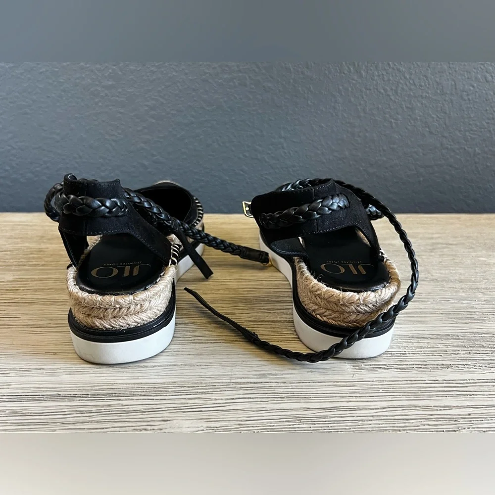 LIKE NEW!!! Jennifer Lopez Black and Cream Espadrilles